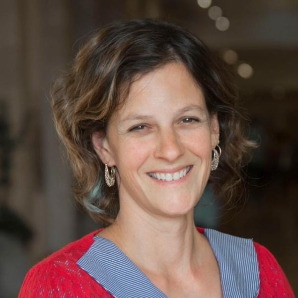 Adv. Efrat Shapira Rosenberg