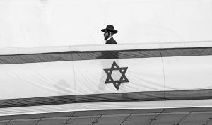 ארבע אמות של לאומיות: חיוכה המאוחר של הציונות החילונית / תומר פרסיקו